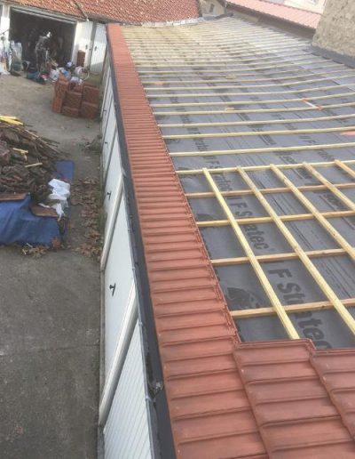 Pose de tuiles en Île-de-France